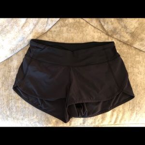 Lululemon speed shorts black size 4